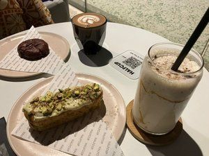 HALFCUP BUSINESS BAY